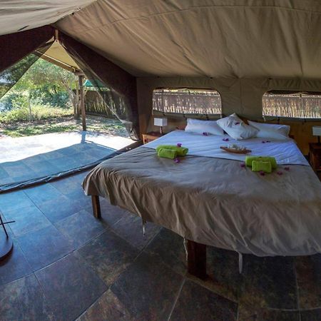 Kayova River Lodge Ndiyona Kültér fotó
